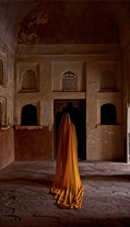 Güler Ates, Amber Fort and She III, 2013, archival photographic print, 35.7 x 62 cm
